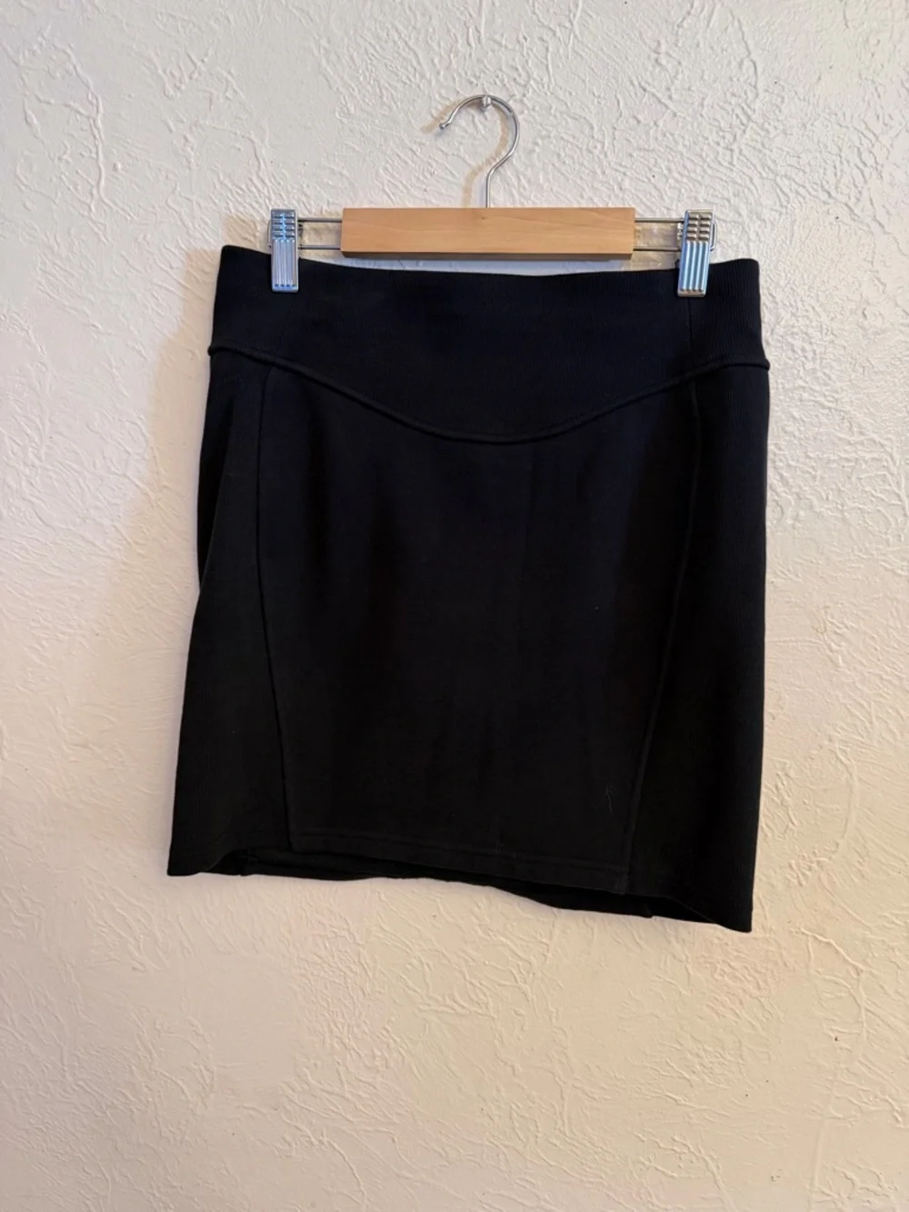 lululemon athletica Black High-Rise Mini Skirt